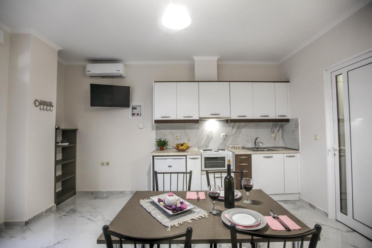 Del Sol #2 Meteora Luxurious Family Suites Калампака Екстериор снимка