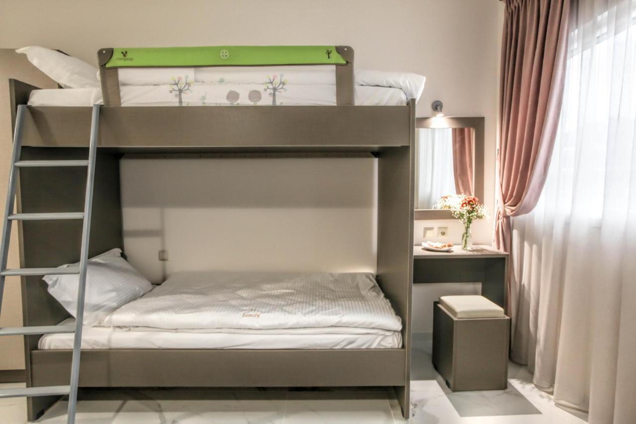 Del Sol #2 Meteora Luxurious Family Suites Калампака Екстериор снимка
