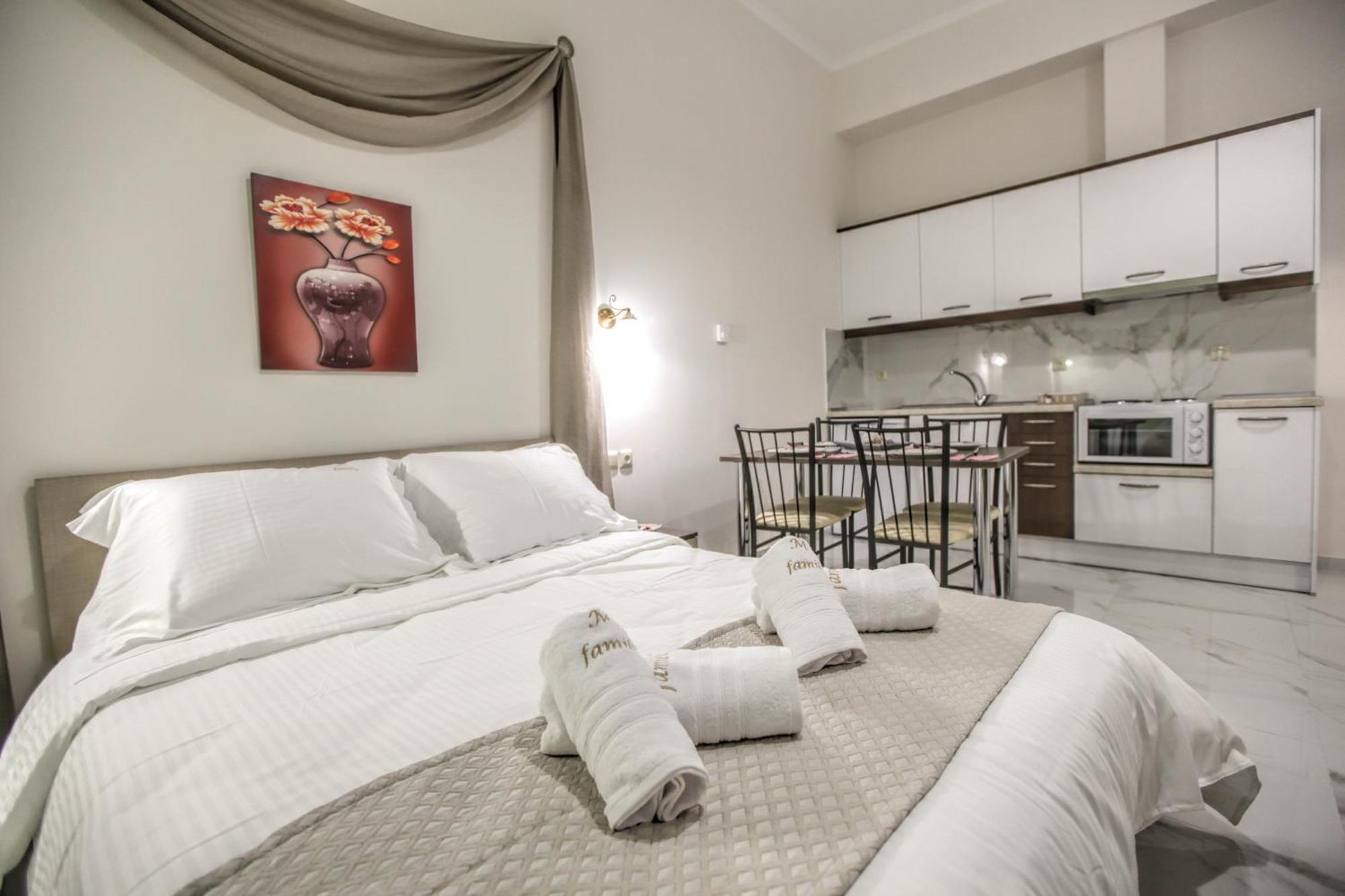 Del Sol #2 Meteora Luxurious Family Suites Калампака Екстериор снимка