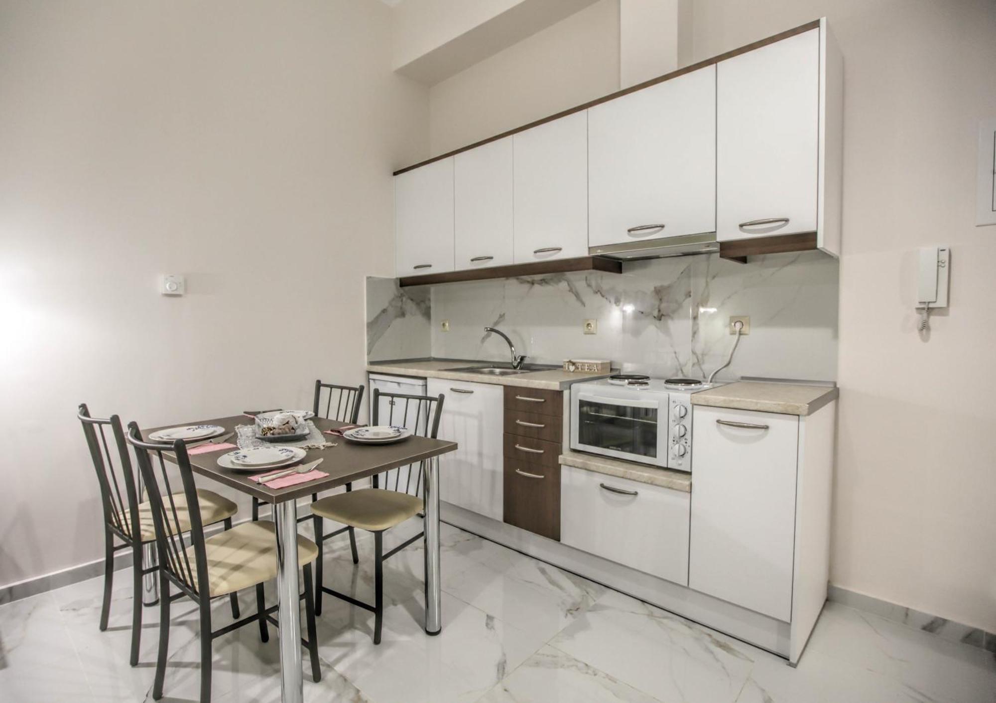Del Sol #2 Meteora Luxurious Family Suites Калампака Екстериор снимка